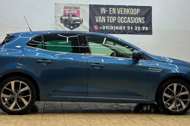 Renault Mégane (2017) thumbnail 2