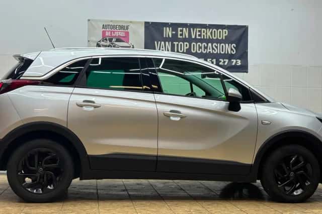 Opel Crossland (2018) thumbnail 2