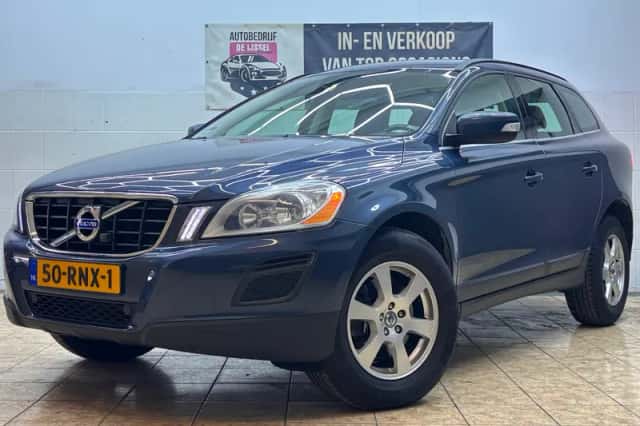 Volvo XC60 (2011) thumbnail 1