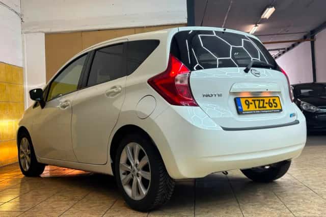 Nissan Note (2014) thumbnail 3