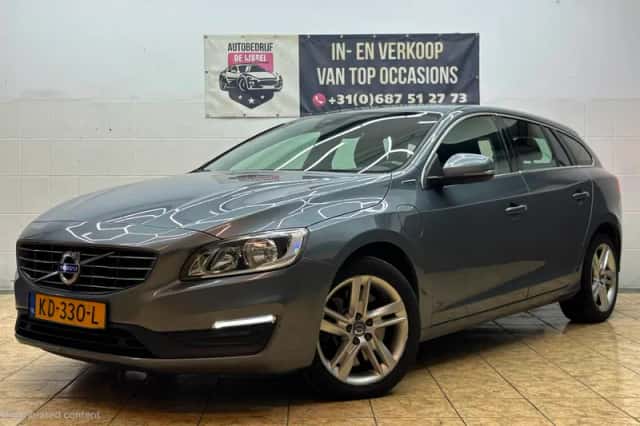 Volvo V60 (2016) thumbnail 6