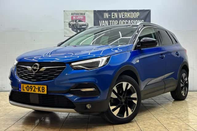 Opel Grandland (2020) thumbnail 1