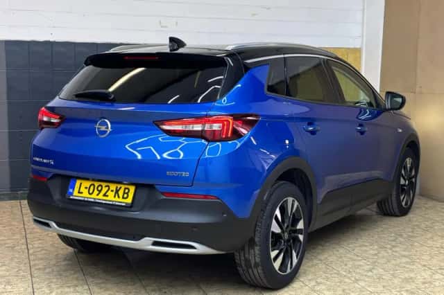 Opel Grandland (2020) thumbnail 6