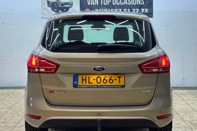 Ford B-Max (2015) thumbnail 4