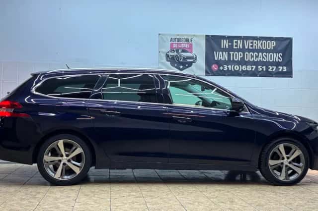 Peugeot 308 (2015) thumbnail 2