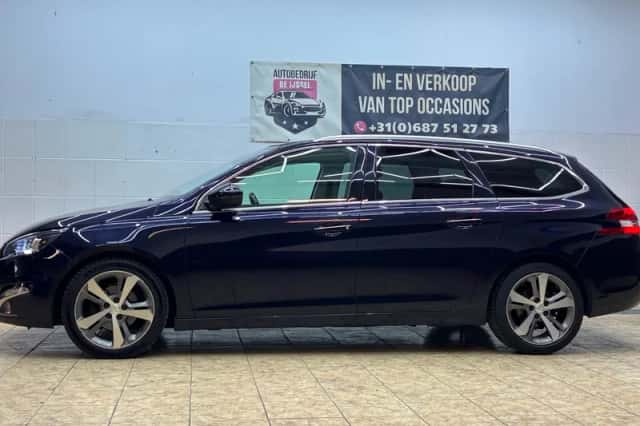 Peugeot 308 (2015) thumbnail 6