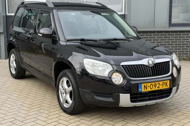 Škoda Yeti (2010) thumbnail 3