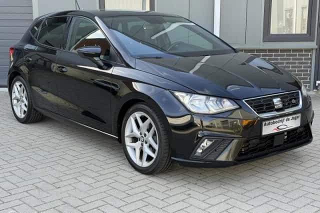 SEAT Ibiza (2019) thumbnail 3