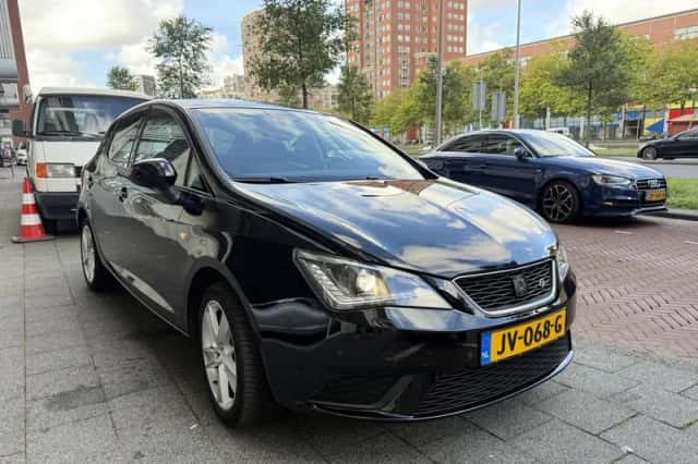 SEAT Ibiza (2016) thumbnail 6