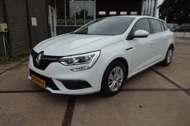Renault Mégane (2019) thumbnail 1