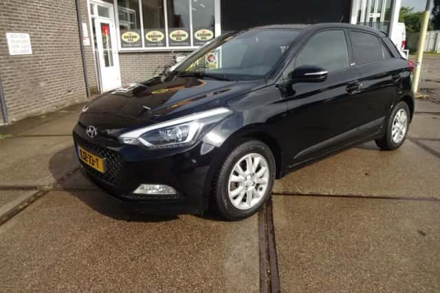 Hyundai i20 (2016) thumbnail 1