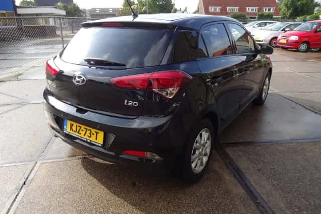 Hyundai i20 (2016) thumbnail 5