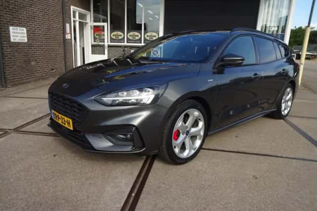 Ford Focus (2020) thumbnail 1