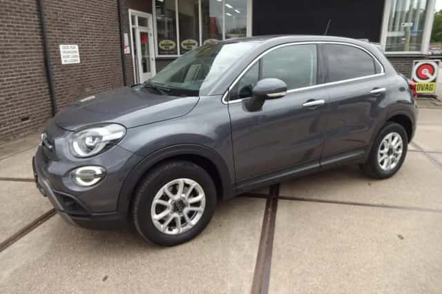 Fiat 500X (2019) thumbnail 2