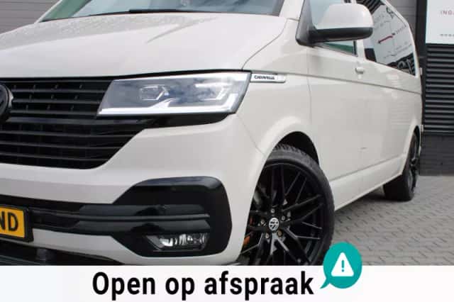 Volkswagen Transporter (2023) thumbnail 2
