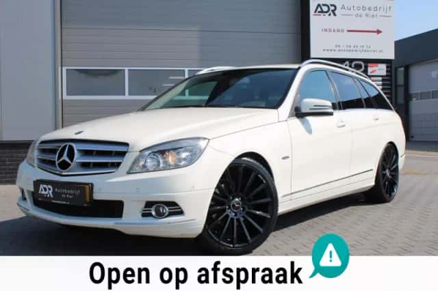 Mercedes-Benz C-Klasse (2011) thumbnail 1