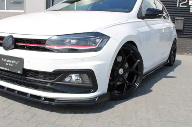 Volkswagen Polo (2020) thumbnail 2