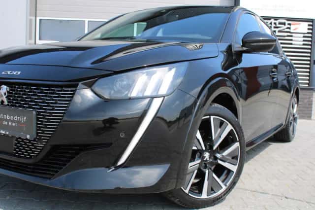 Peugeot 208 (2020) thumbnail 2