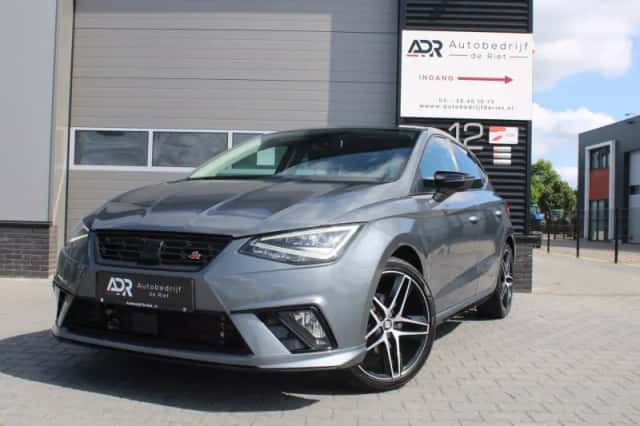 SEAT Ibiza (2018) thumbnail 1