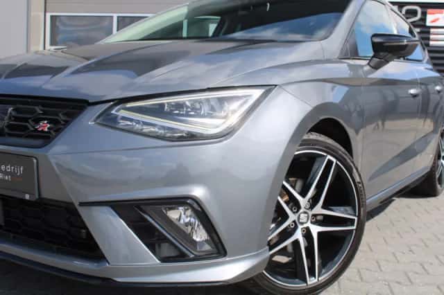 SEAT Ibiza (2018) thumbnail 2