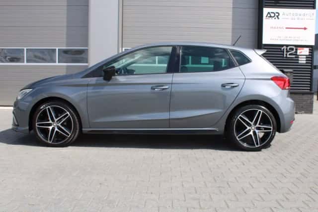 SEAT Ibiza (2018) thumbnail 6