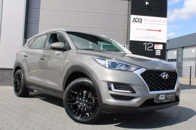 Hyundai Tucson (2020) thumbnail 3