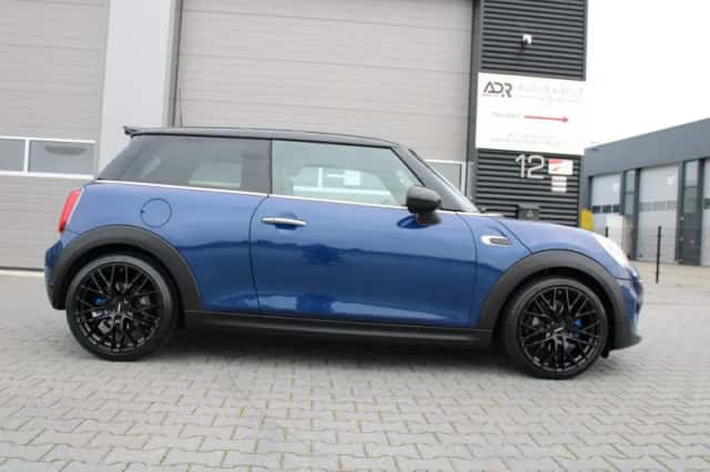 MINI Cooper (2014) thumbnail 5