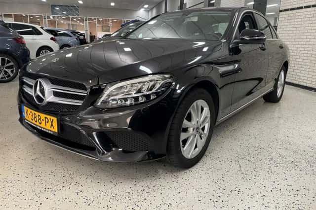 Mercedes-Benz C-Klasse (2019) thumbnail 1
