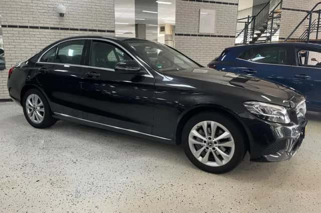 Mercedes-Benz C-Klasse (2019) thumbnail 2
