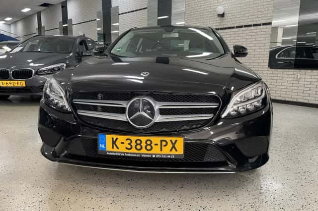 Mercedes-Benz C-Klasse (2019) thumbnail 3