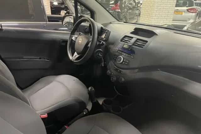 Chevrolet Spark (2012) thumbnail 3