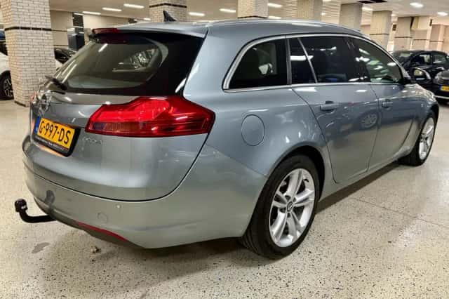 Opel Insignia (2013) thumbnail 4
