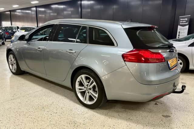 Opel Insignia (2013) thumbnail 6