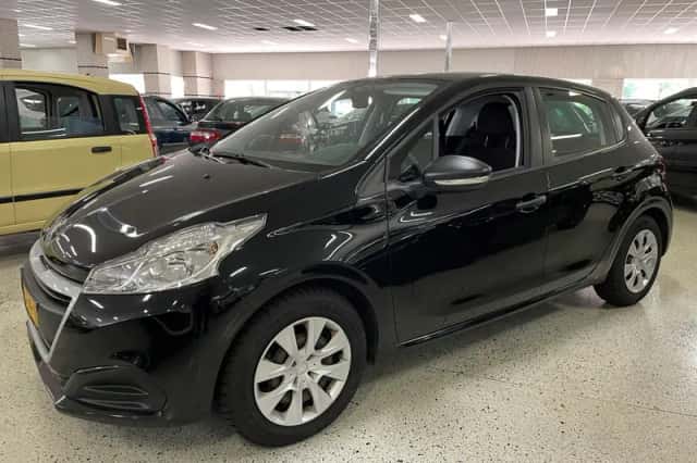 Peugeot 208 (2015) thumbnail 1