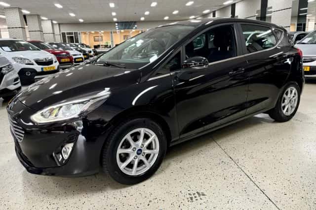 Ford Fiesta (2021) thumbnail 1
