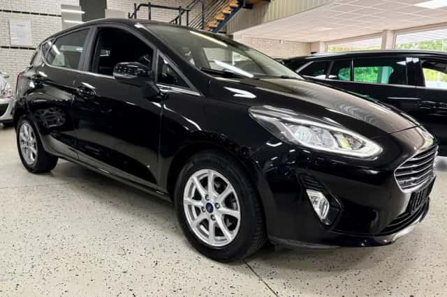 Ford Fiesta (2021) thumbnail 4