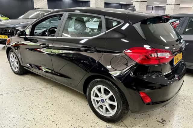 Ford Fiesta (2021) thumbnail 5