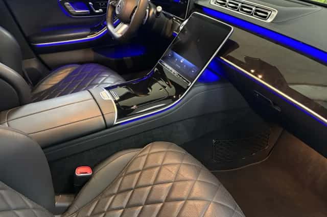 Mercedes-Benz S-Klasse (2024) thumbnail 3
