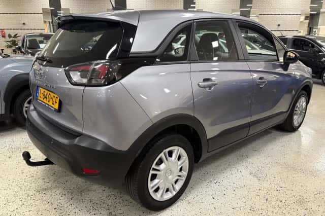 Opel Crossland (2021) thumbnail 3