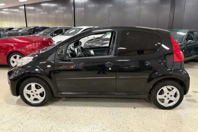 Peugeot 107 (2012) thumbnail 4