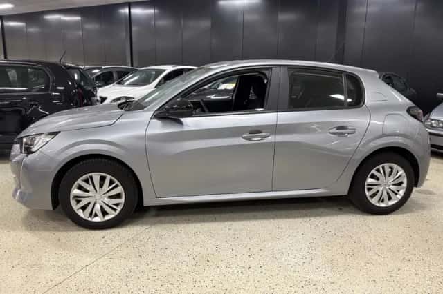 Peugeot 208 (2022) thumbnail 1