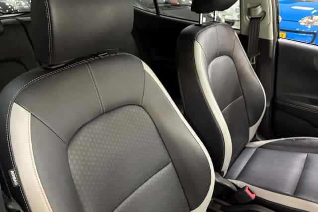 Kia Picanto (2019) thumbnail 2