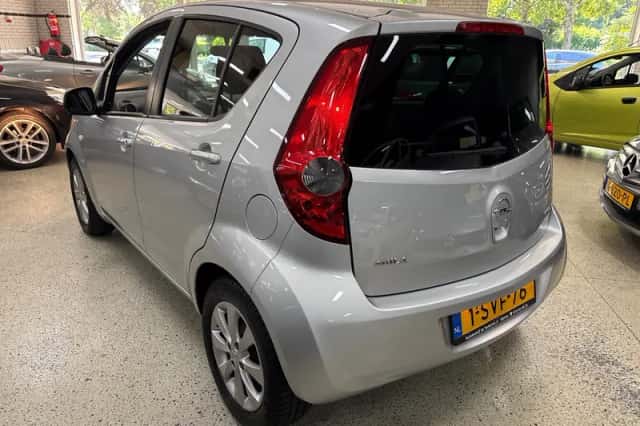 Opel Agila (2013) thumbnail 3