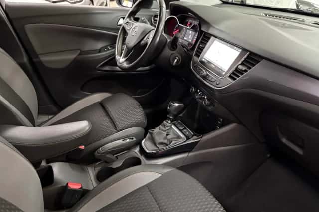 Opel Crossland (2019) thumbnail 3