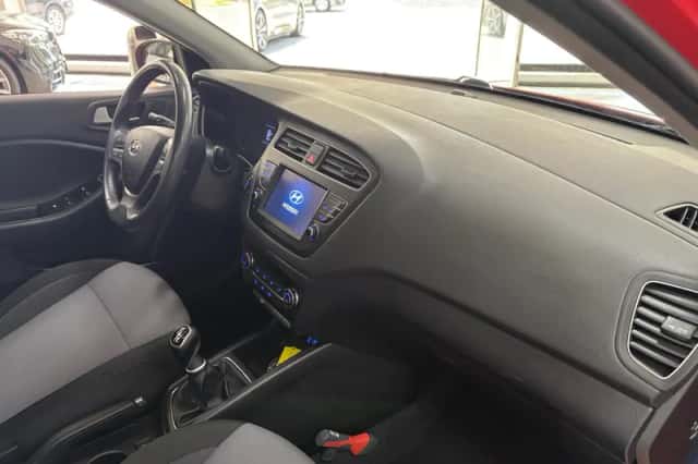 Hyundai i20 (2019) thumbnail 3