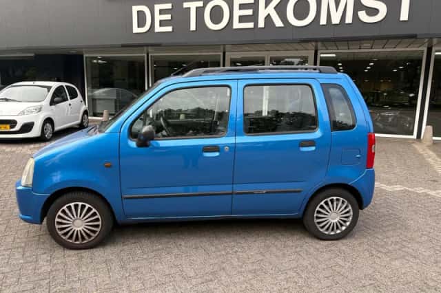 Suzuki Wagon R+ (2005) thumbnail 4