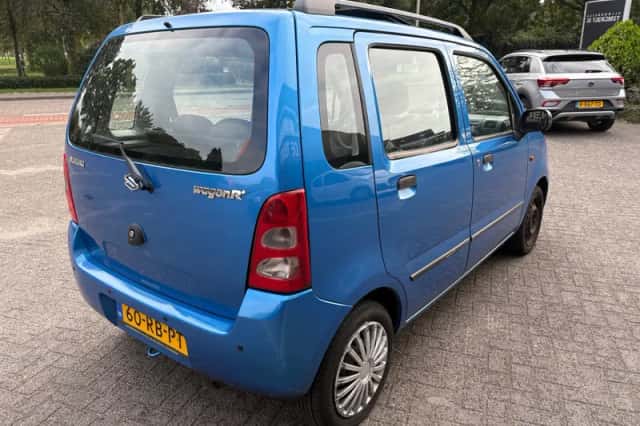 Suzuki Wagon R+ (2005) thumbnail 6