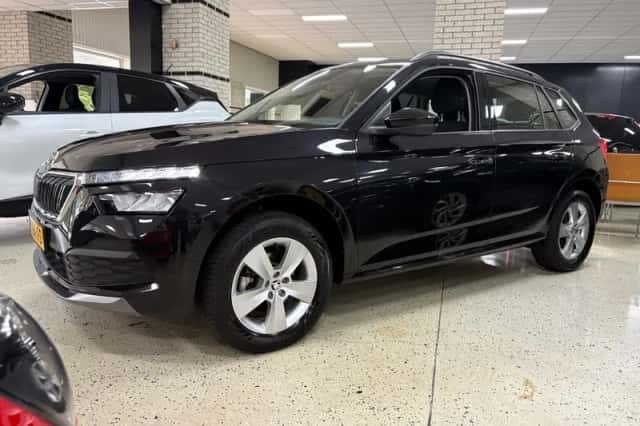 Škoda Kamiq (2023) thumbnail 1