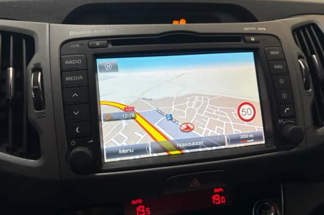 Kia Sportage (2015) thumbnail 4
