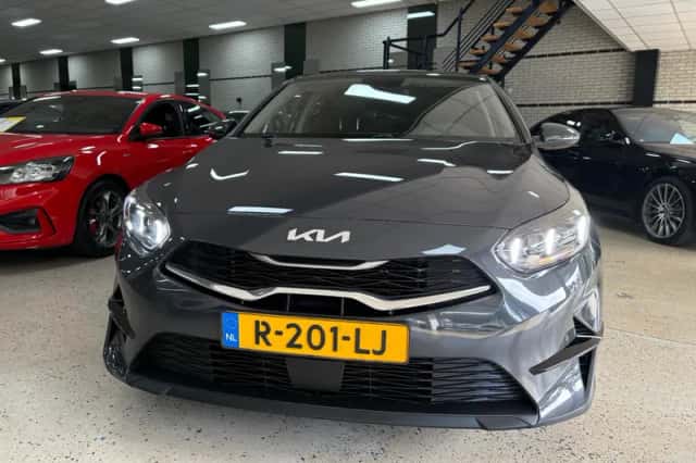 Kia Ceed (2022) thumbnail 6